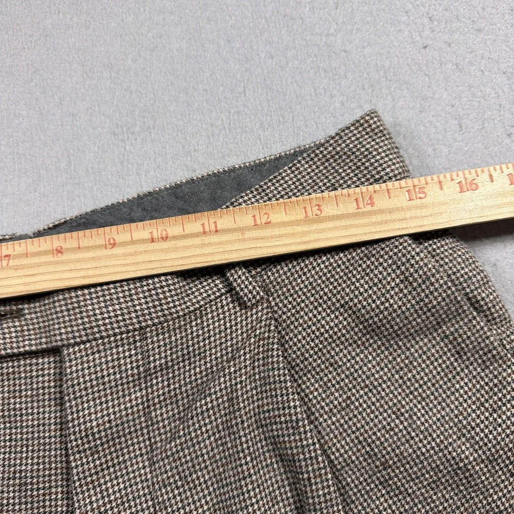 Todd Snyder Men's Corduroy Pants in Light Brown Herringbone - Picture 7 of 11